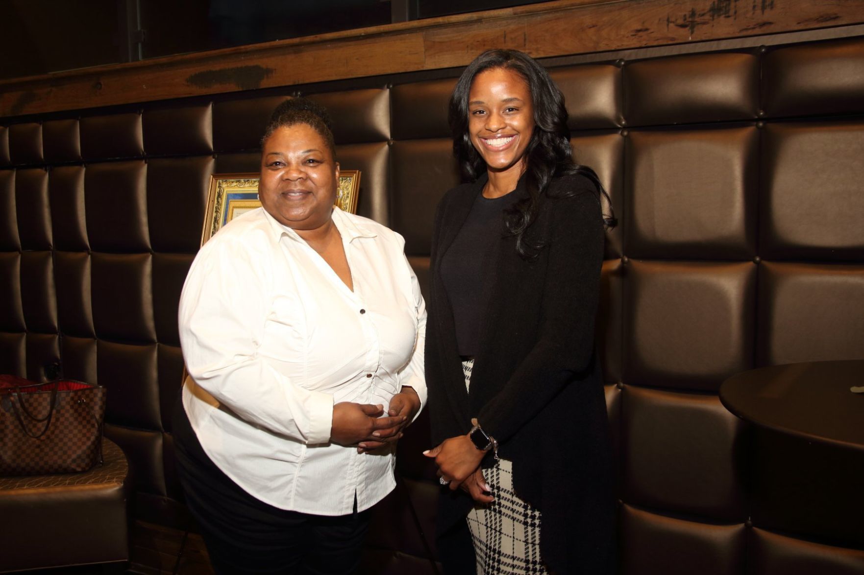 Janet Sturdivant, Sierra Dixon
